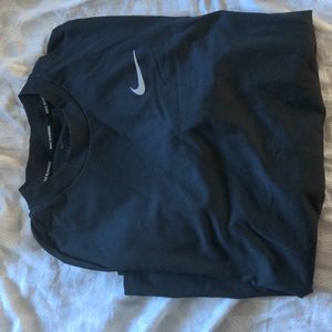 NWOT Nike Running top